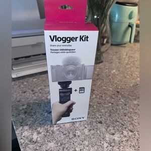 Sony - Vlogger Accessory Kit - Black